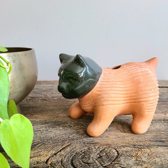 Vintage Chia terracotta cat planter. Chiapet. - Picture 4 of 9